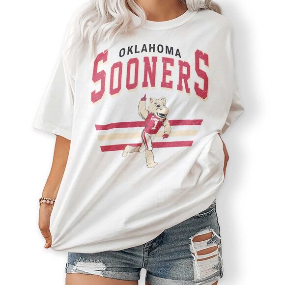Gildan Tops - Vintage Red College Football T-shirt – Game Day Spirit Crewneck